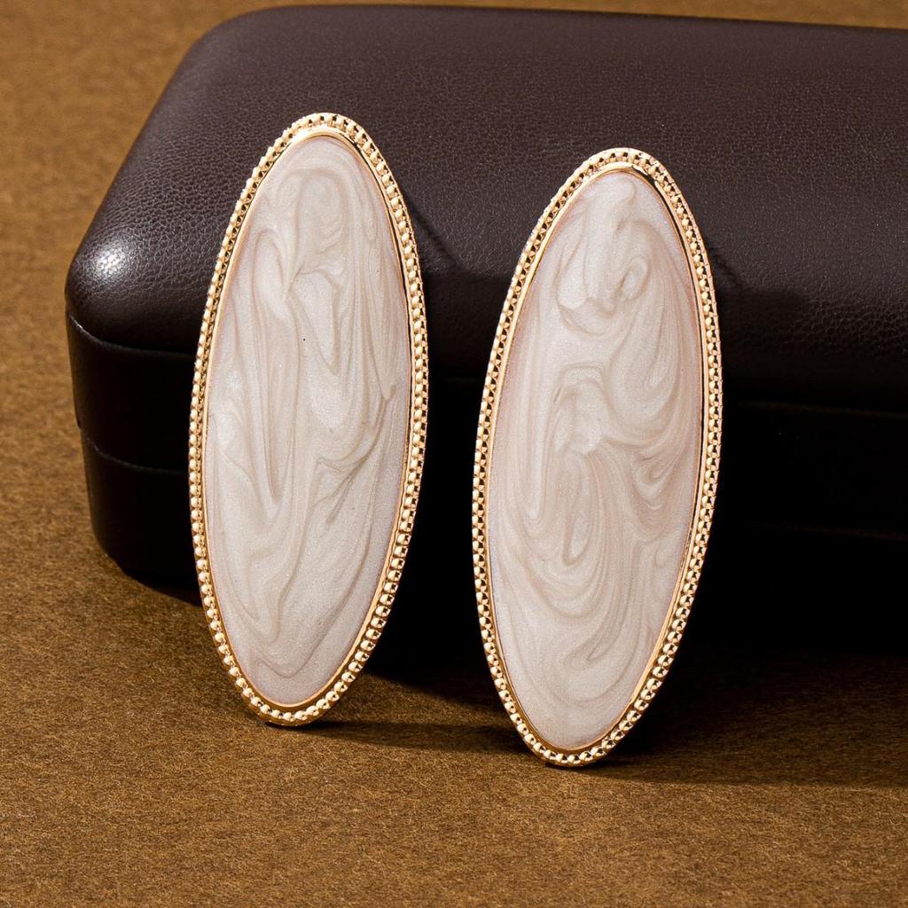 Retro Trendy Evropské a Americké Univerzální Dámské Módní Náušnice