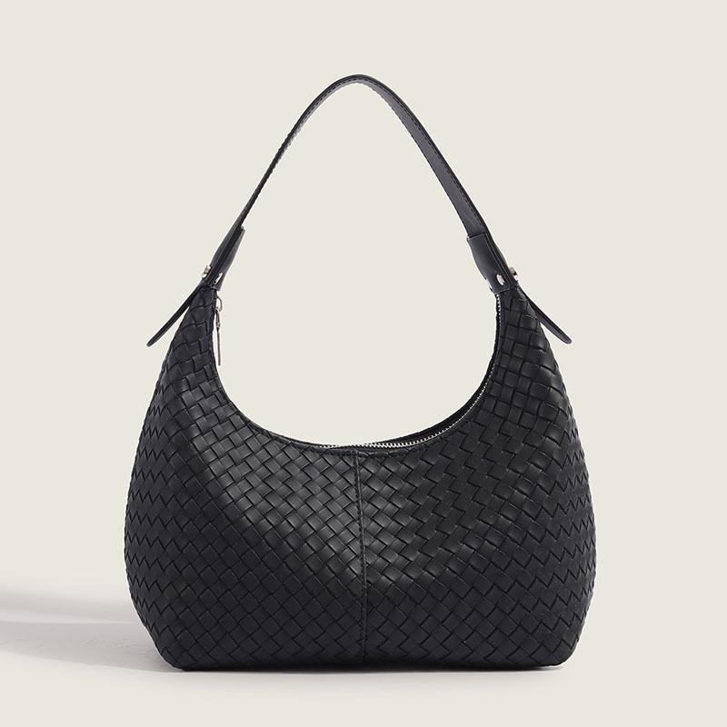 Women Fashion Woven Underarm Shoulder Bag Versatile Commuter Dumpling Bag