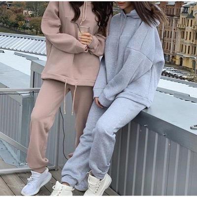 2023 Stilvolles europäisches & amerikanisches einfarbiges Sweatshirt-Freizeit-Zweiteiler-Set für Frühling/Herbst mit großen Taschen