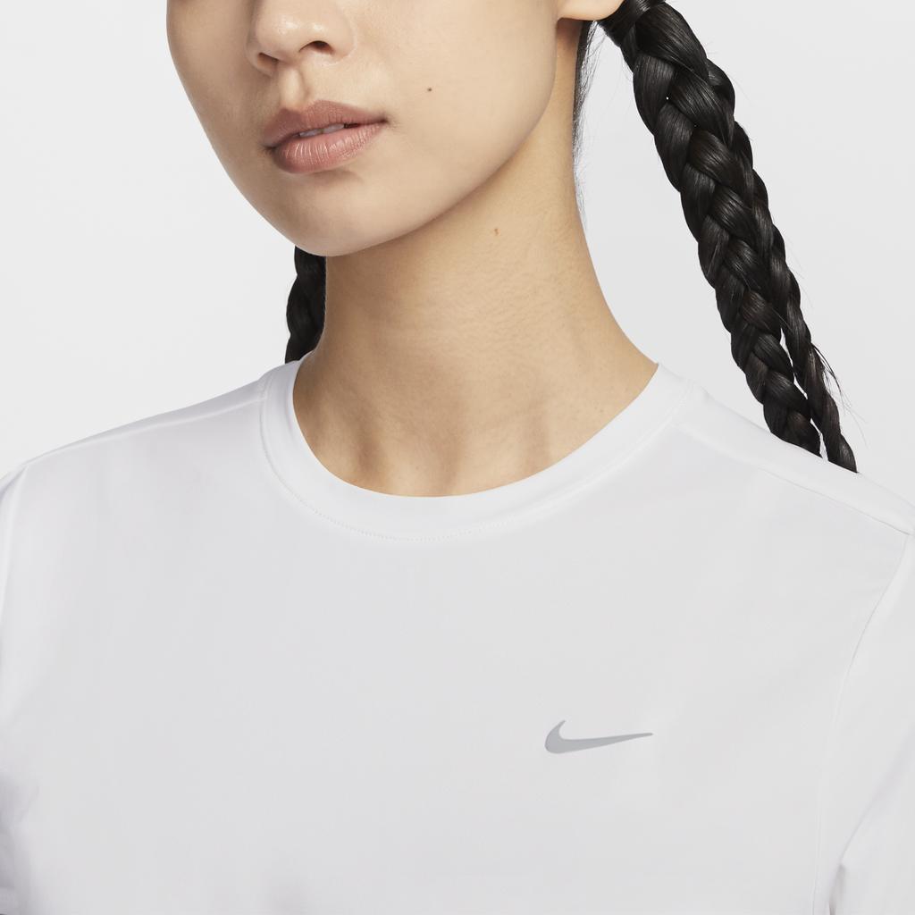 Nike Comfortable Casual Brand Logo Quick-Dry Short Sleeve Regular T-Shirt Women Tops White HM9699100