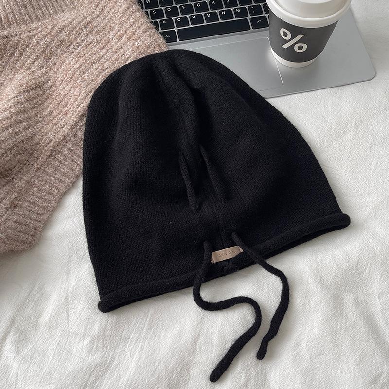 Wollstrickmütze für Damen im Herbst und Winter, Gesicht zeigend klein, gekräuselte Haufenmütze, warme Einengungsmütze, Ohrenschutz, graue Kaltwettermütze für Herren