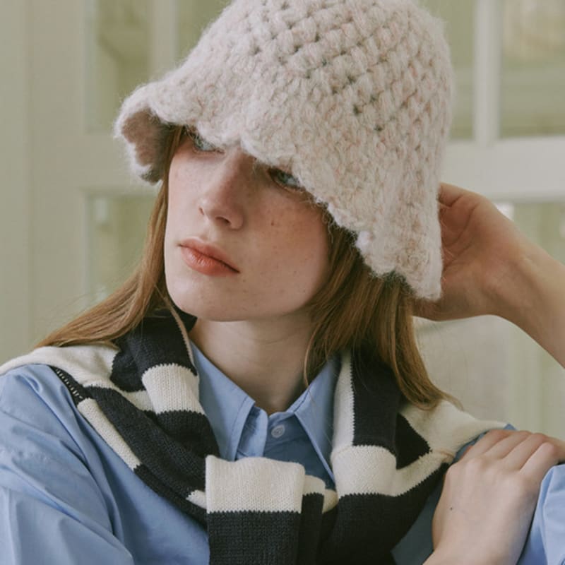 ALLINCOMPLETE Mixed Crochet Hat (3 Colors)