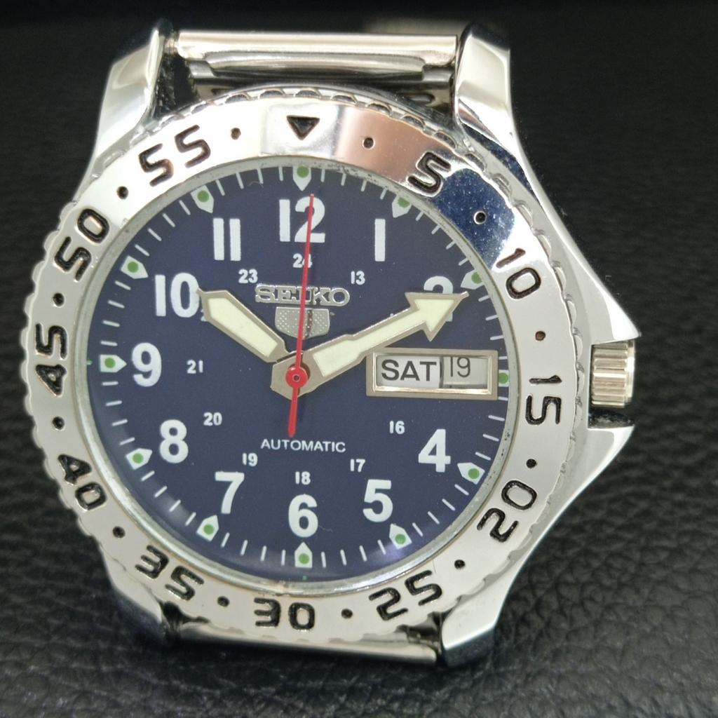 REFURBISHED SEIKO 5 AUTOMATIC VINTAGE JAPAN MENS BLUE COLOR DIAL WATCH A442115-4