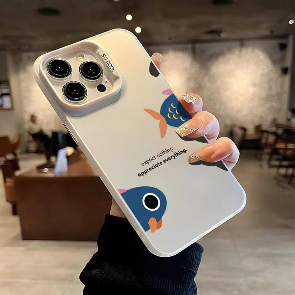 Silver Shell Creative Fish Case for Apple 17, 16, 15 Pro & 14, 13, 12 ProMax