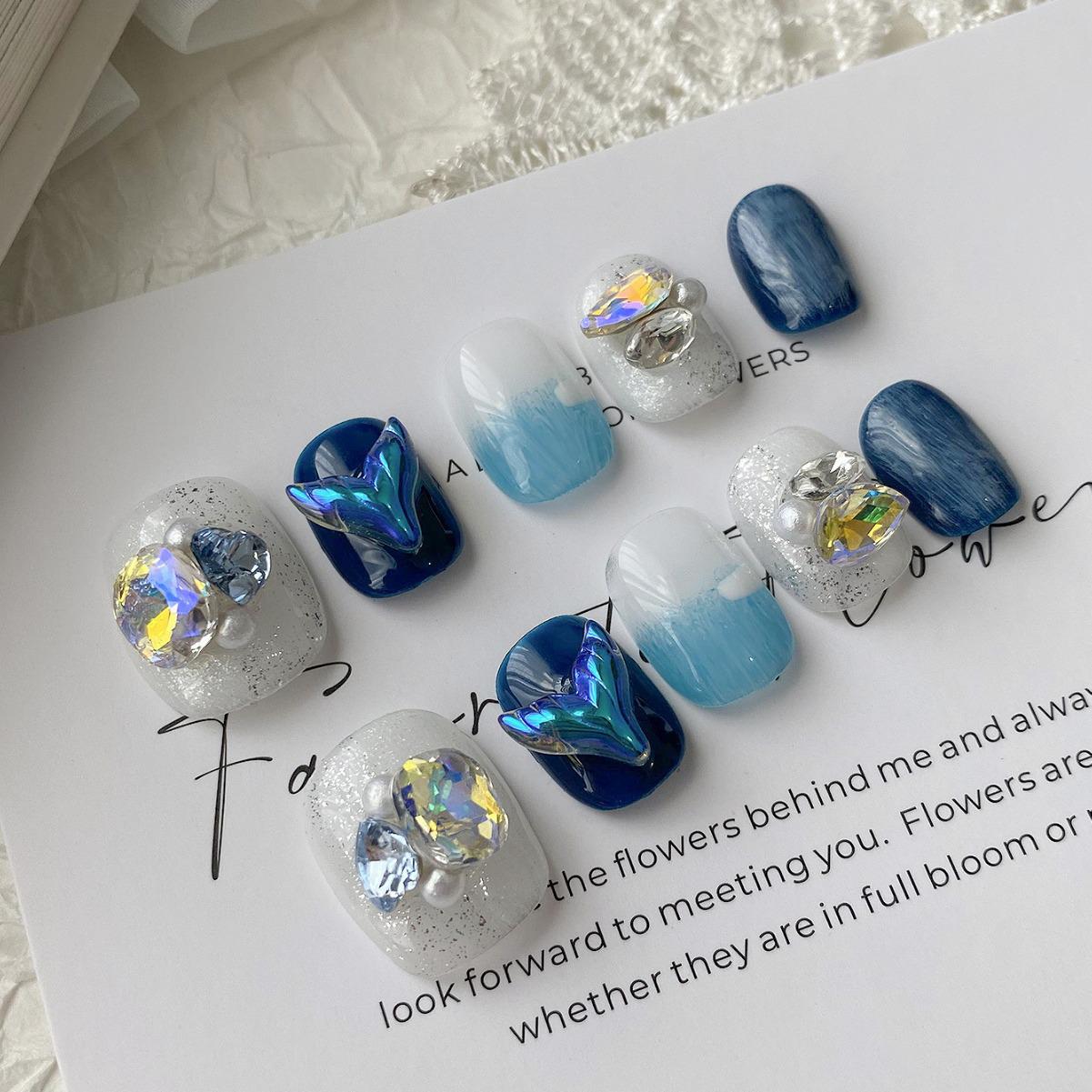 

Маникюр «Аврора Блю Русалка»: Чистое Желание Носимые Накладные Ногти Medium