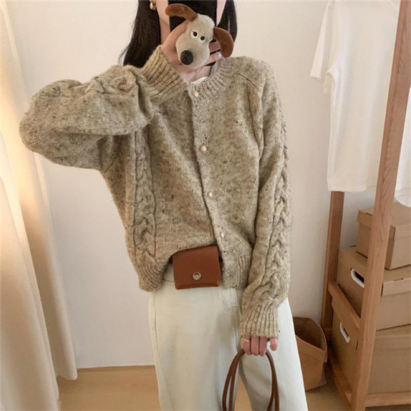 Autumn and Winter New Retro Twist Soft Waxy Sweater Jacket Women's Gentle Wind Flower Thread Knitted Cardigan Top