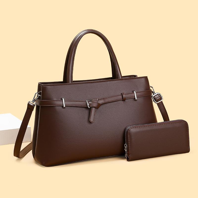 New Retro Tote Handbag with Large Capacity, High-end Feel, Fashionable Commuting Women's Bag