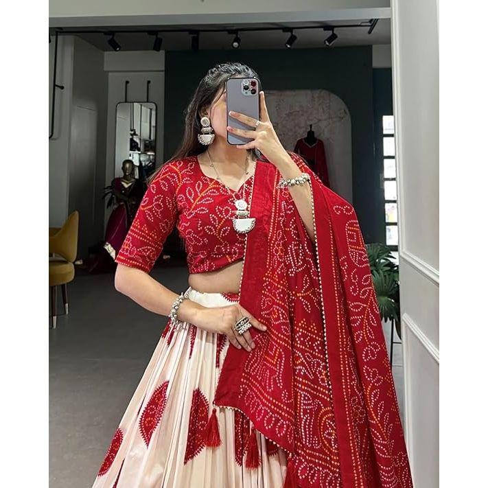 Dames Bandhej Trykt Tussar Silke Lehenga Choli Sett, Usydd Bluse