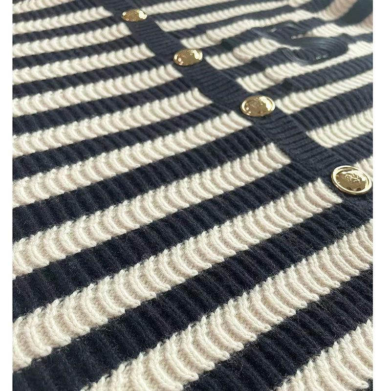 2023 Herbst/Winter Damen Gestreifte Strickjacke - Lotusblattkragen, Eleganter Wollpullover mit kleinem Duft