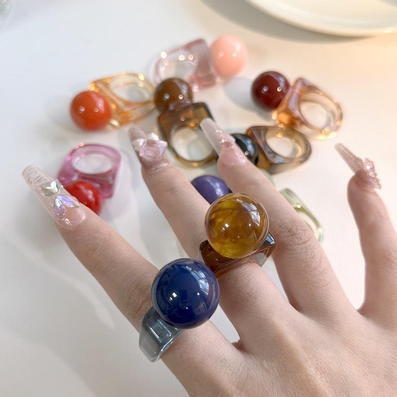 Mode Personlighet Design Harts Kulformad Fyrkantiga Ringar För Kvinnor Temperament Geometrisk Tjock Chunky Fingerring Smycken Fest