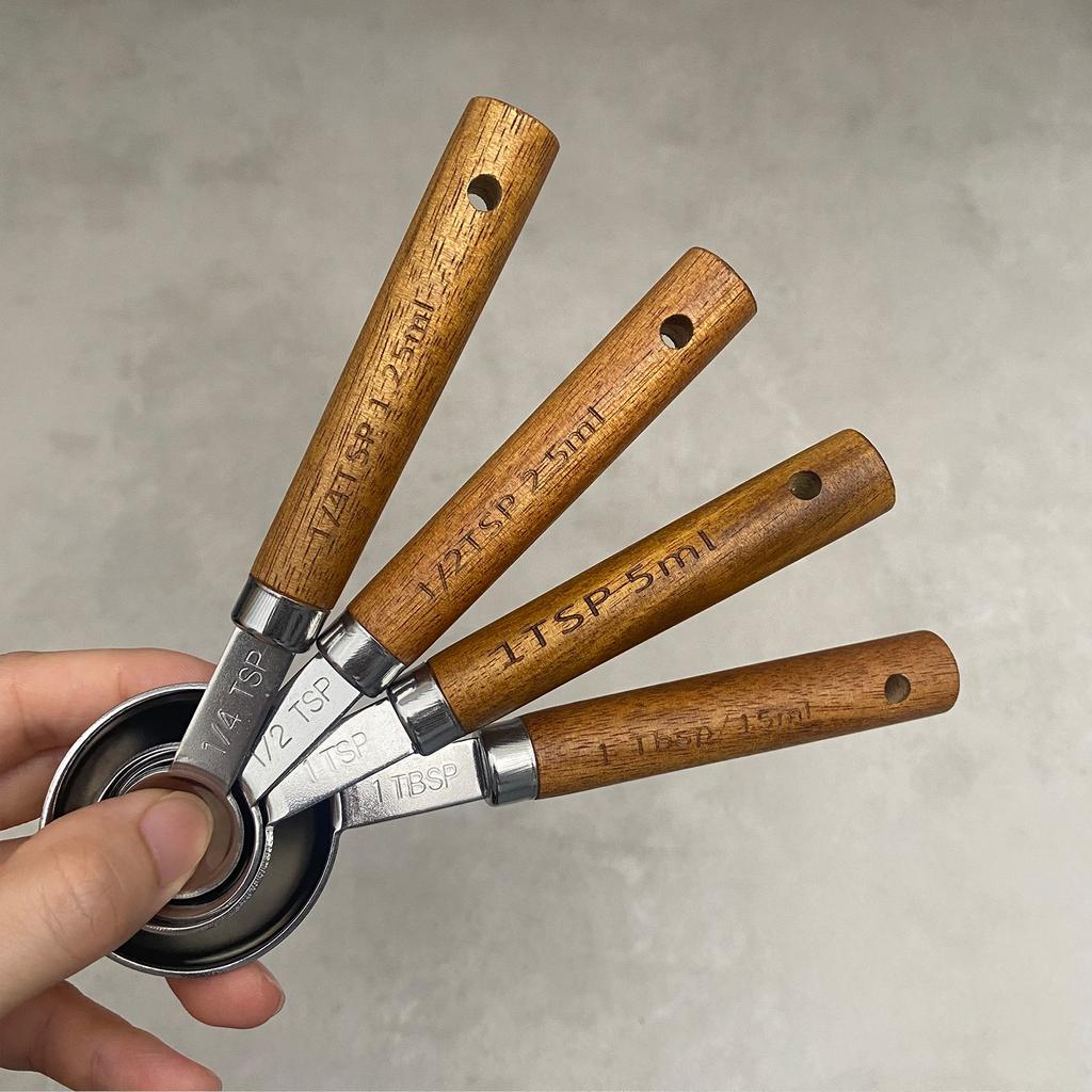 4Pcs Wooden Handle Stainless Steel Measuring Cups Spoons Baking Tools Coffee Measuring Spoon Set Bartending Scale Accessories