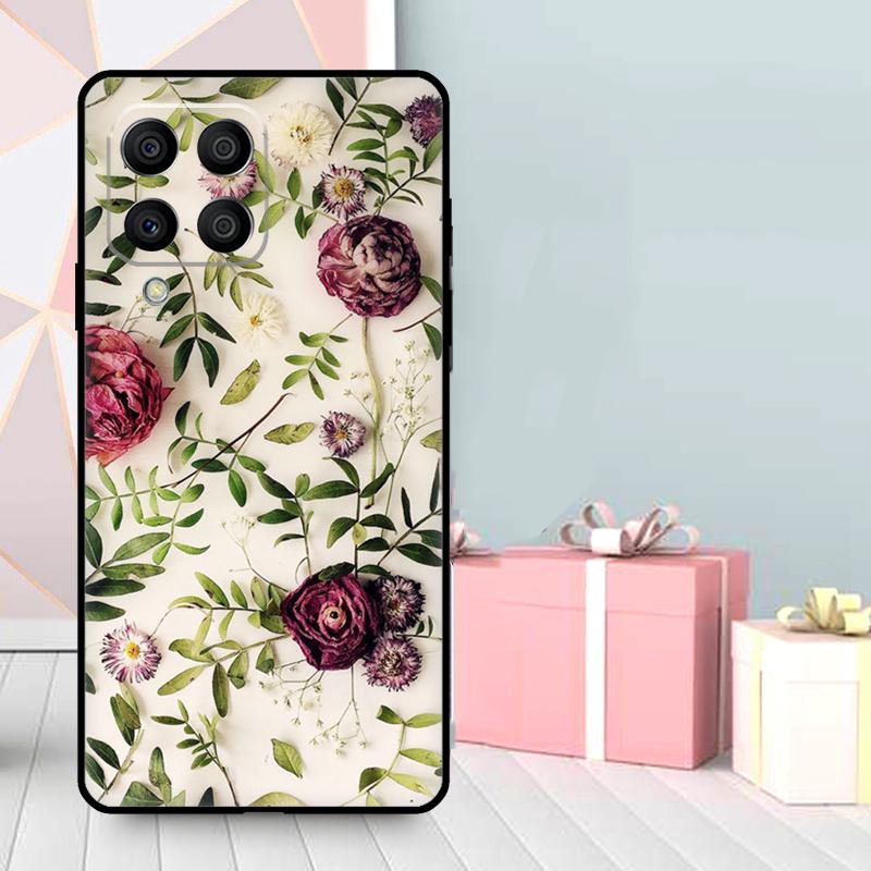 Beautiful Garden Red Roses Flowers Case For Samsung Galaxy M56 M52 M32 M53 M16 M11 M21 M31 M35 M12 M13 M14 M15 M36 M55 M34 M54