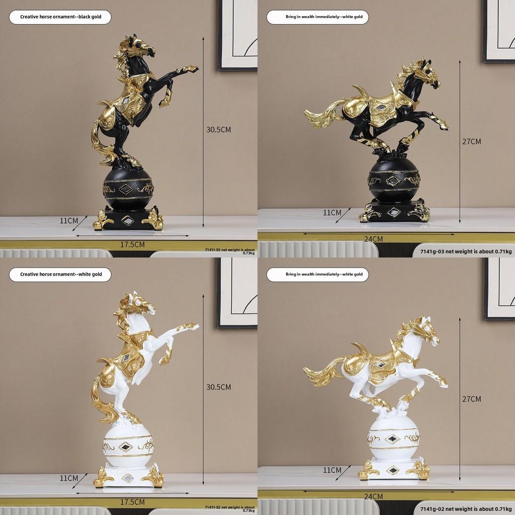 Elegant Horse Resin Statue For Office Decor Modern Art Gift For Special Occasion