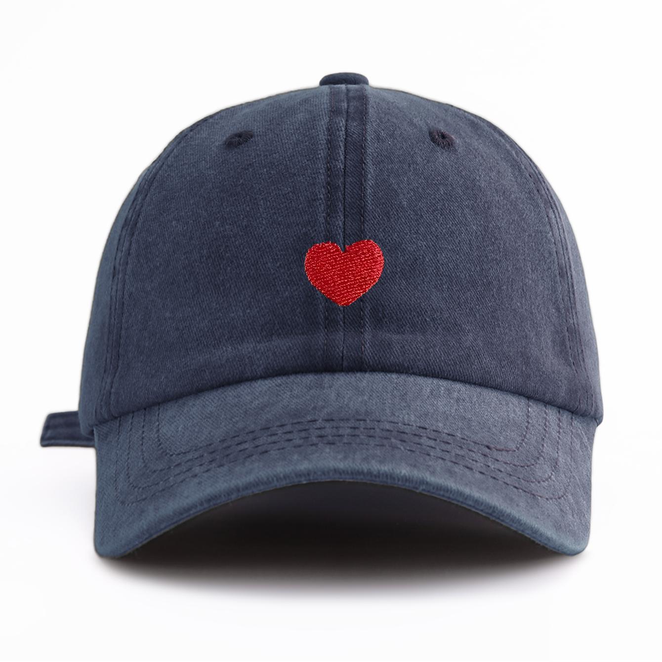 

1pc Red Heart Embroidery Washed Baseball Cap for Adults, Minimalist Retro Style Casual Soft Adjustable Dad Hat, Perfect As Gift темно-синього кольору