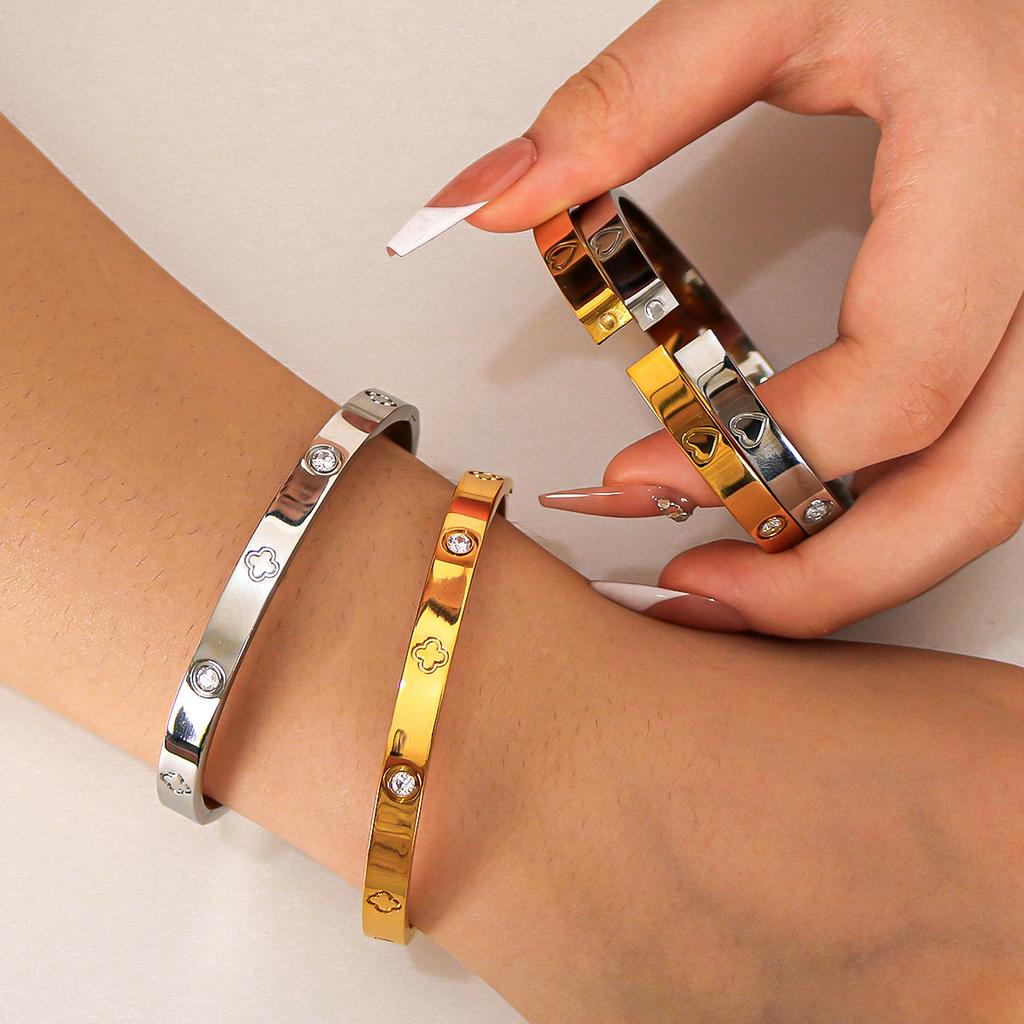 Htpwe Stainless Steel Printed Love Four-leaf Clover Bracelet Women 18k Gold Plated Couple Holiday Gift Bracelet Party Zircon
