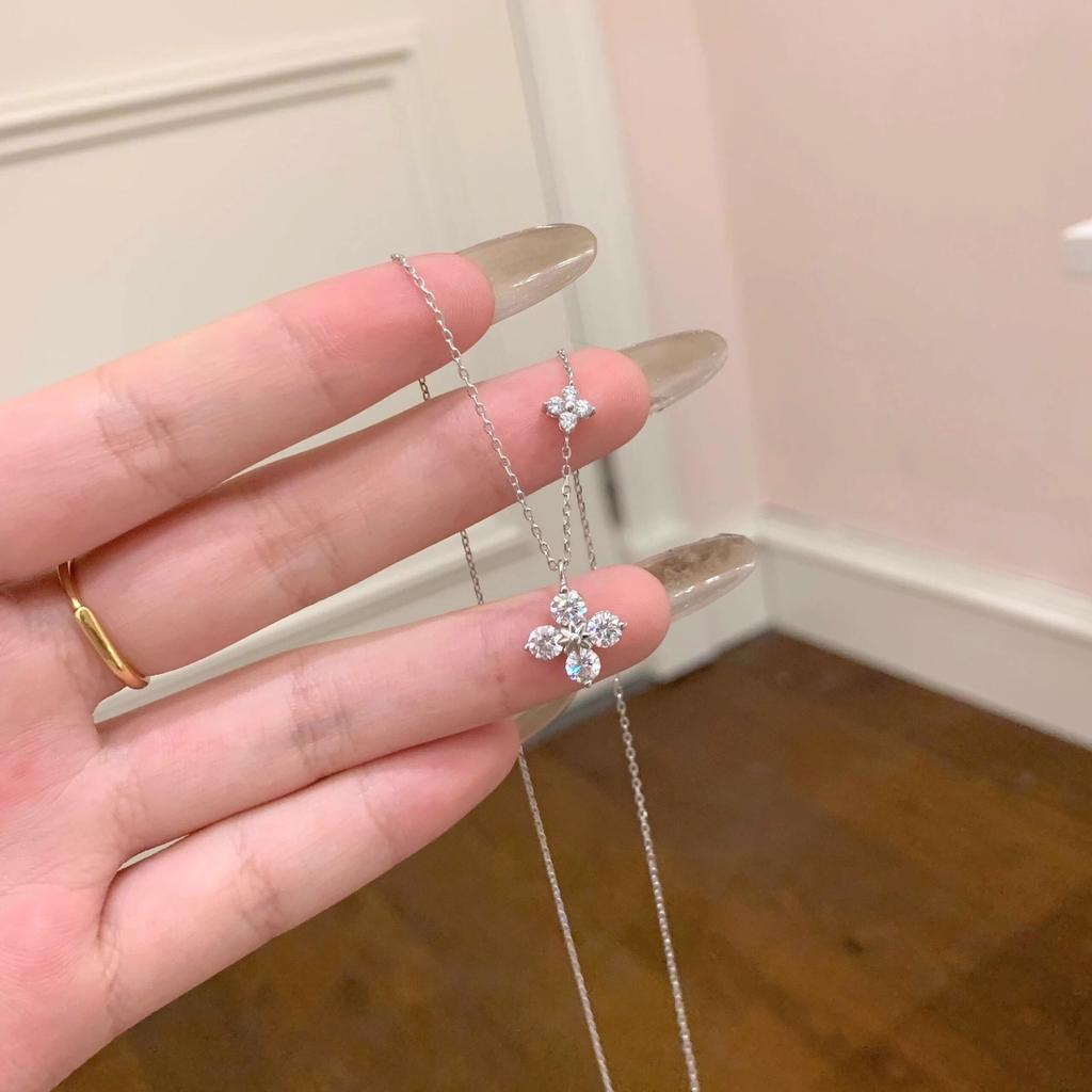 Four-leaf Clover Necklace for Women Light Luxury Clavicle Chain New High-end Neck Chain