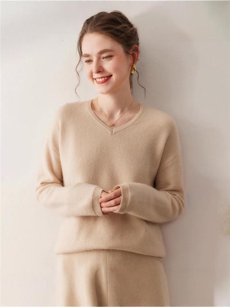 2025 Women's V-Neck Loose Cashmere Sweater - Winter Thickened Knit Pullover