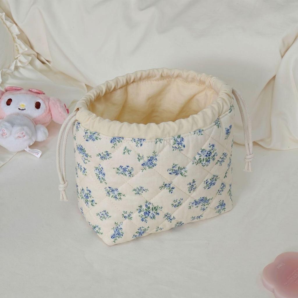 Premium Quilted Travel Storage Pouch: Large Capacity, Cute Drawstring Design