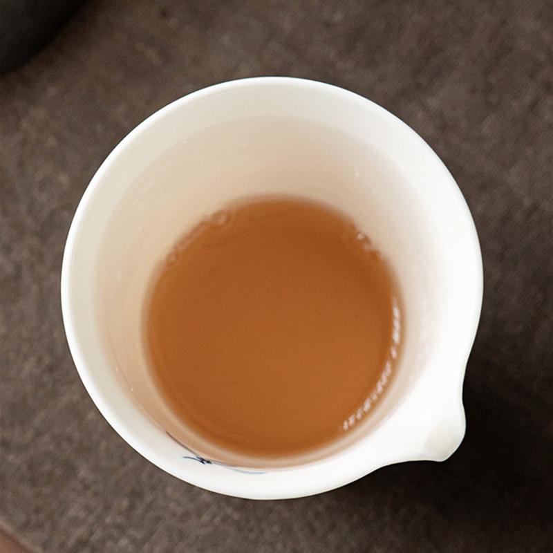 180ml Chinese Ceramic Fair Cup Tea Infusers Handmade Orchid Porcelain Teacup Tea Water Separation Tools Tea Set Accessories