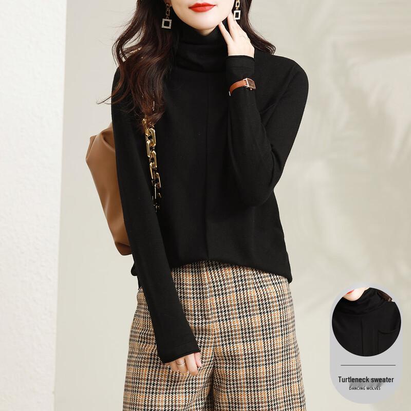 Women s Solid Long Sleeve Turtleneck Pullover M