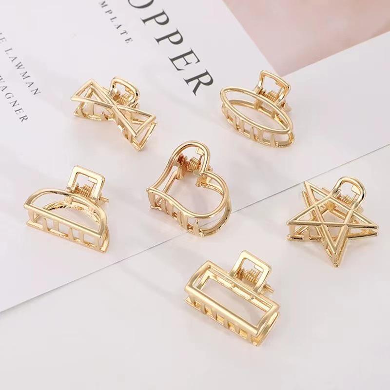 Korean Style Geometric Metal Star Hair Clip – Elegant Updo Accessory