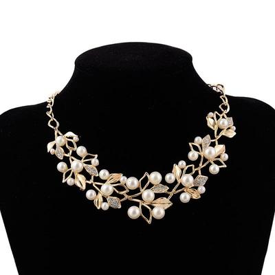 Fashionable Metal Flash Diamond Pearl Branch and Leaf Personalized Temperament Necklace