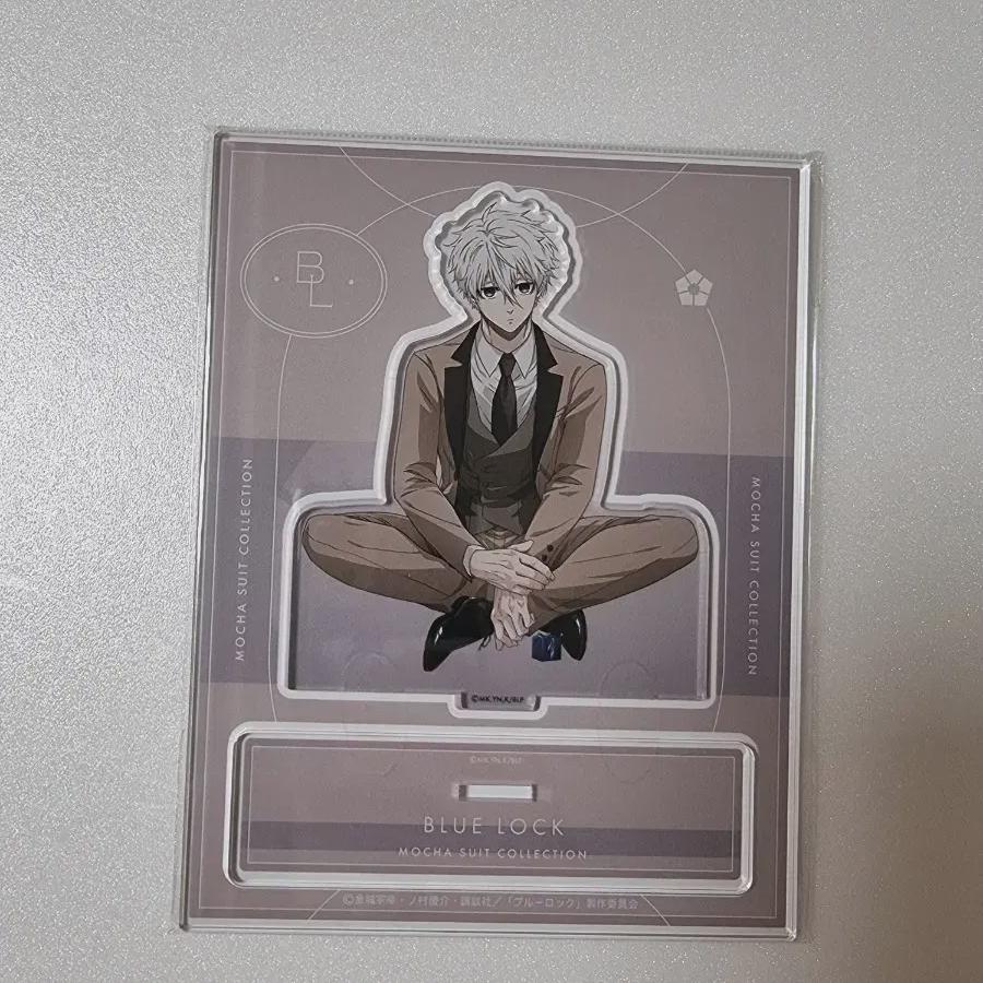 

Blue Rock Mocha Suit Acrylic Stand Nagi Seishiro Sealed