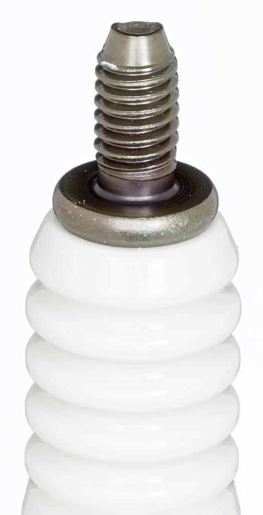 NGK (7839) DR7EA Standard Spark Plug, Pack of 1