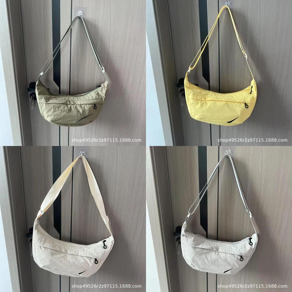Canvas Tote Bag For Women With Large Capacity And Zipper Closure For Daily Use