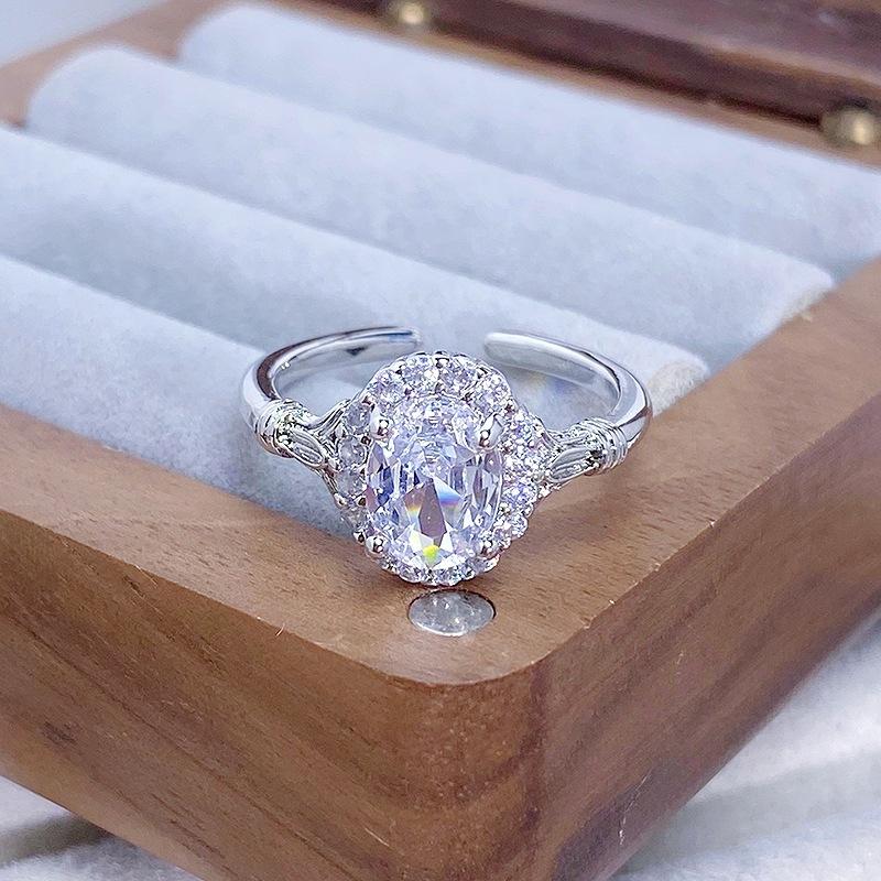 Bouquet Diamond Ring Light Luxury Pigeon Egg Zir*****Pen Ring Femininity Row Diamond Stack Wearing Bamboo High Sense Ring