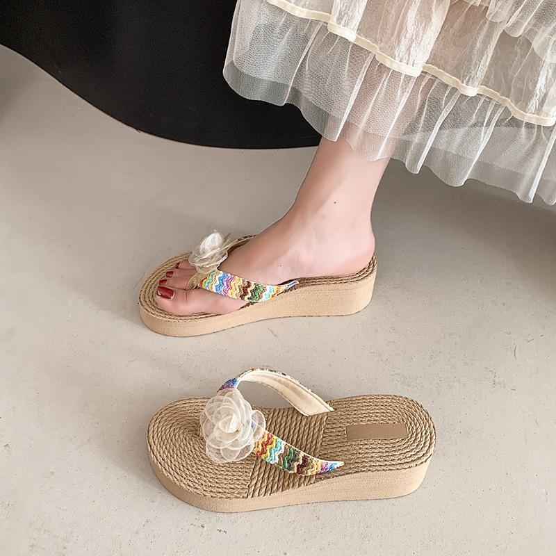 Straw wind beach shoes casual fairy pastoral flowers resort female fashion summer new thick-soled wedges flip-flops