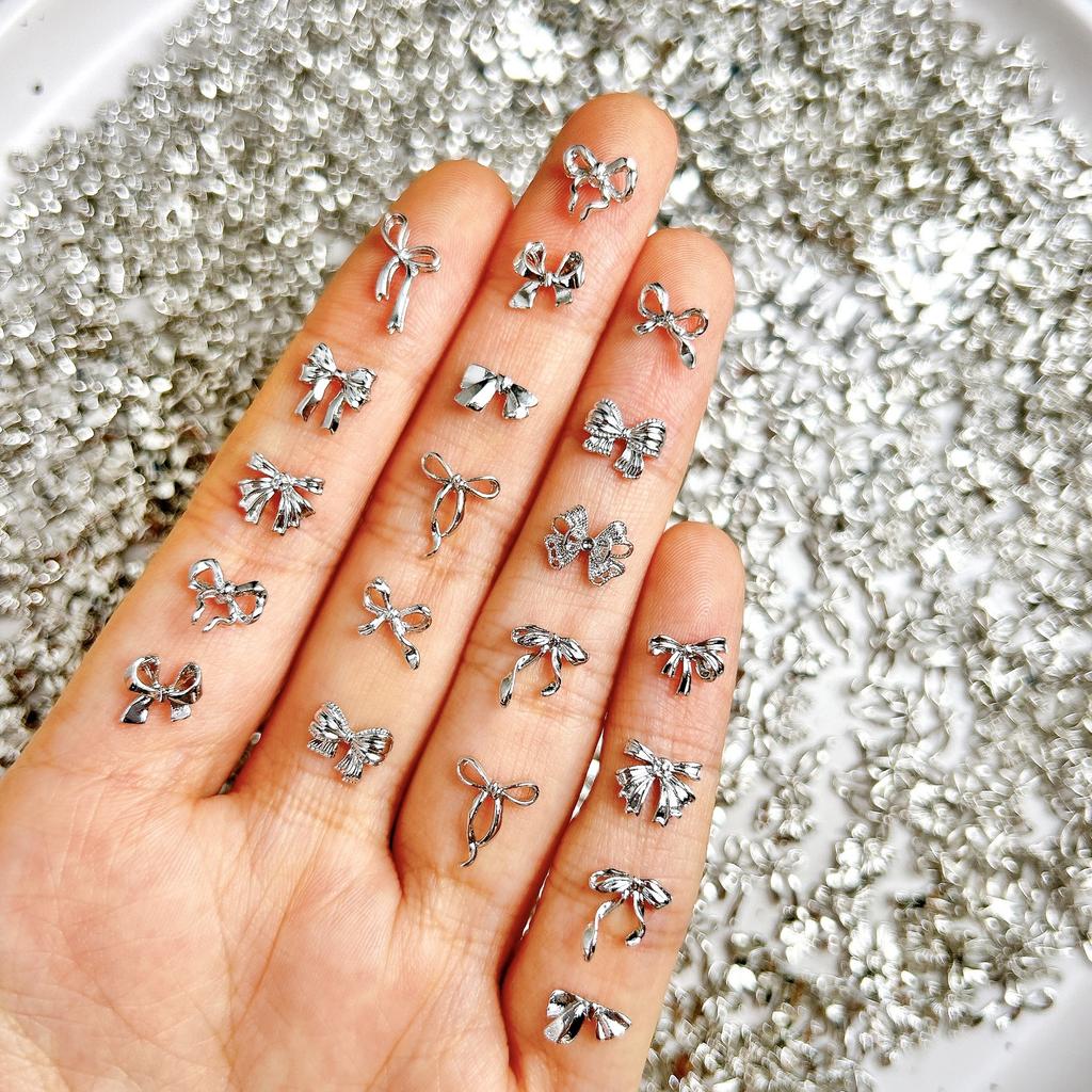 Acessórios para Nail Art Liga Mini Laço Fita Dourada Liga K Branca Decoração de Unha Simples Gravata Borboleta 3D