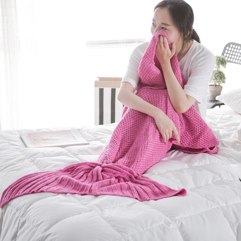 Elegante minimalistische Meerjungfrauschwanz-Decke Weiche gestrickte Fantasie-Kuscheldecke für Sofa, Bett oder als Geschenk Märchenhaft inspirierte gemütliche Wohnkultur