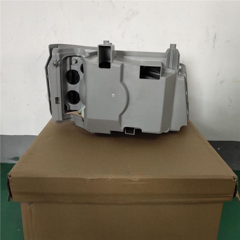 Sinotruk Howo 380/336 High Quality Front Headlight for 07/08/09/10 Models