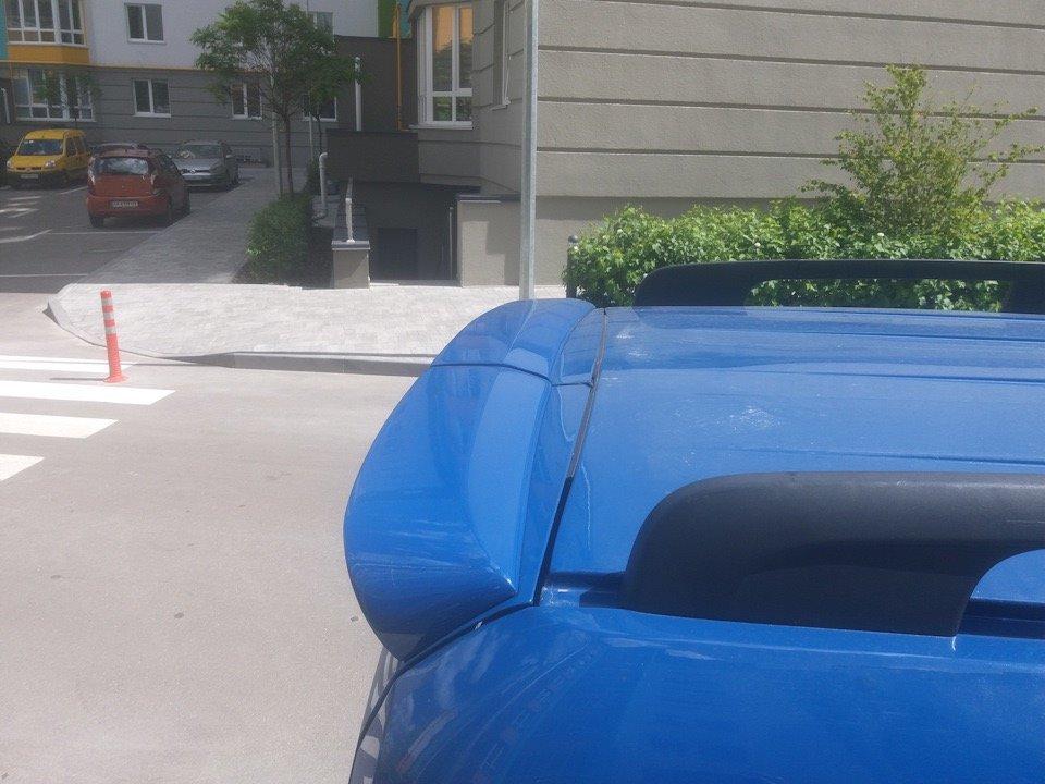 Спойлер распашенка (под покраску) для Peugeot Bipper