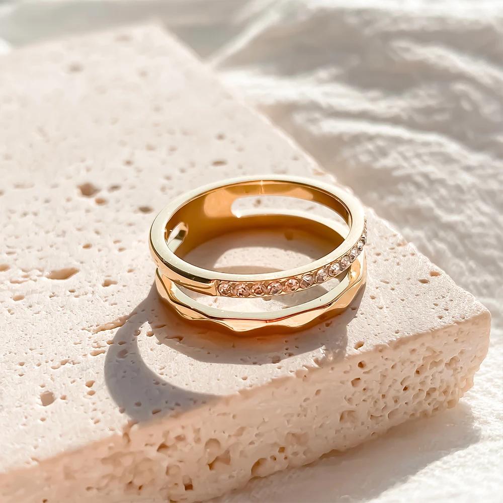 EManco Classic Geometric Stackable Stainless Steel Ring Gold Color Female Work Dating Essential Accessory