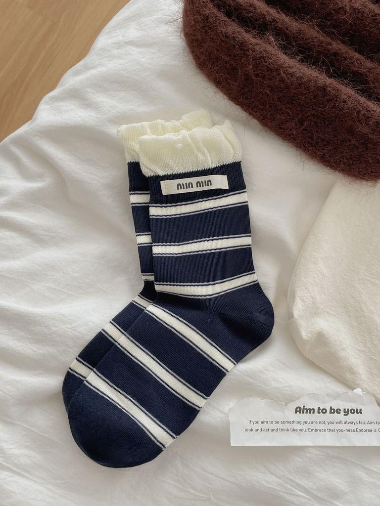 Big Bubble Mouth College Style Cloth Label Striped Pile Socks Korean Mid-Tube Versatile Boneless Socks Are Contrasting Socks