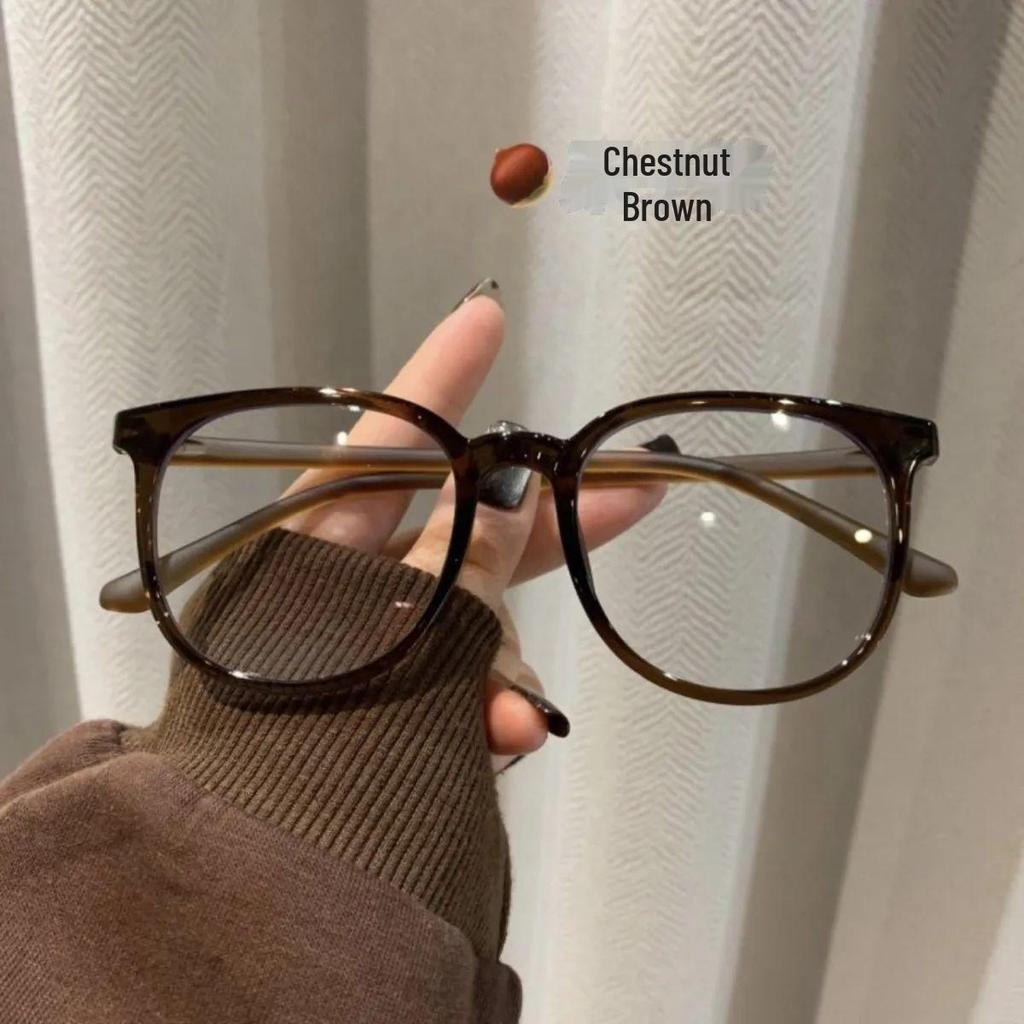 Ultra-Light Cat-Eye Tea-Colored Glasses Frame for Women with Myopia, Ideal for Large Faces and Small Eyes.