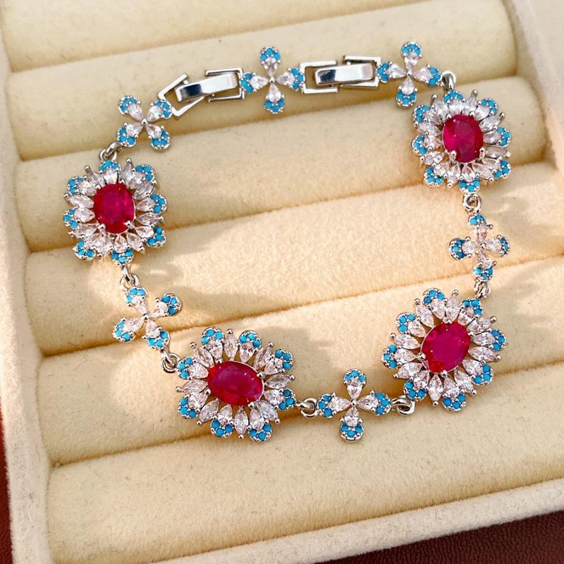 Luxury Banquet Court Style Zircon Flower Necklace Bracelet Earrings Retro Jewelry Set Light Luxury Jewelry Women