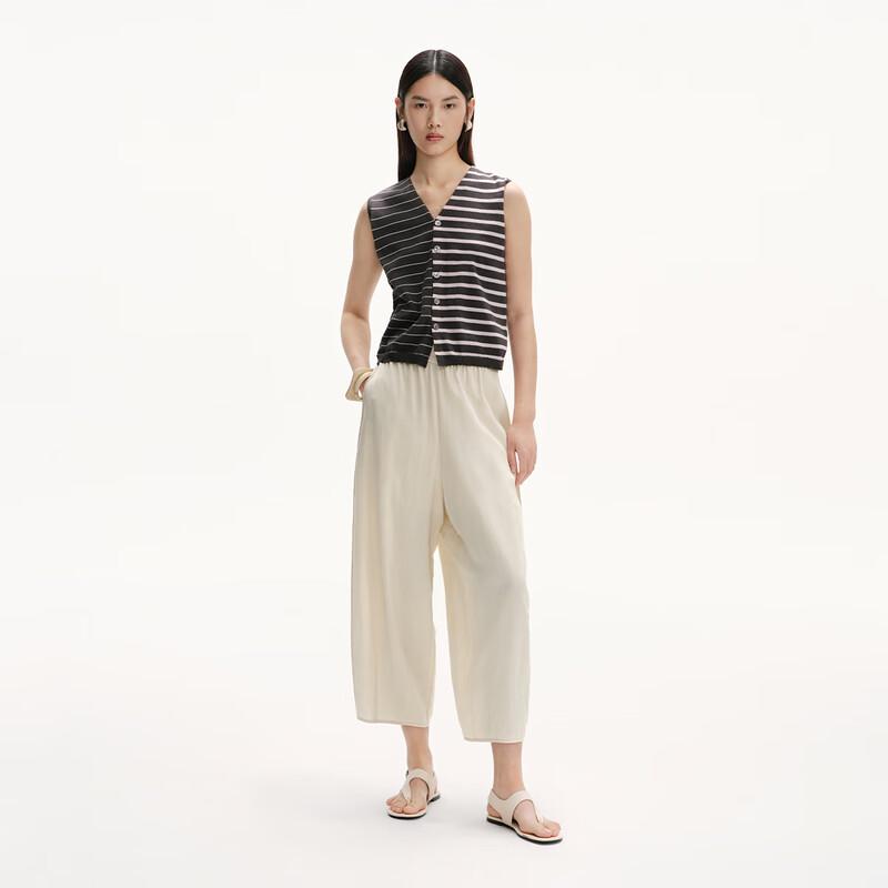 Women's Relaxed Fit Lightweight Summer Capri Pants