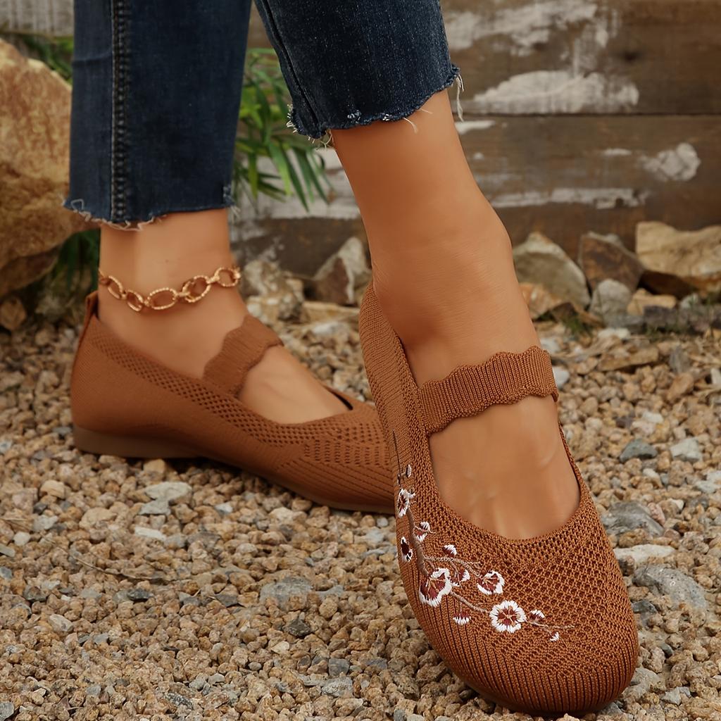 Floral Slip-on Shoes Women's Round Toe Slip-on Low Heel Embroidered Floral Lace-upless Anti-slip Walking Shoes, Breathable Daily Casual Shoes