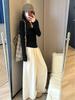 Korean Style Spicy V-neck Slimming Long Sleeve T-shirt for Women - Flattering, Age-Reducing Base Layer for Spring, Autumn, Winter.
