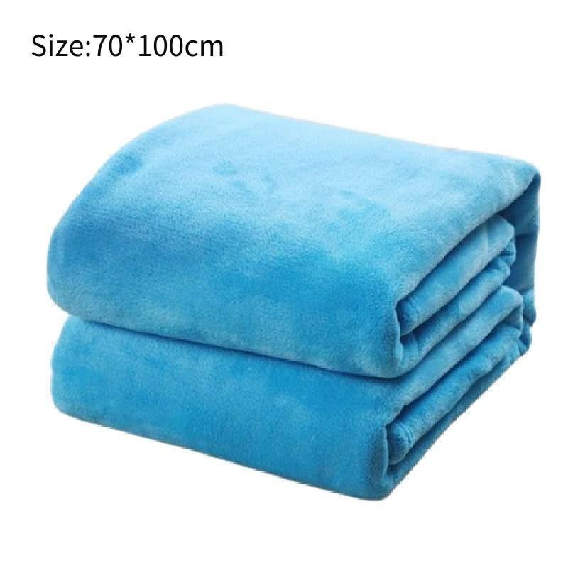 Lightweight Flannel Polyester Blanket In Various Colors For Modern Style Bedrooms