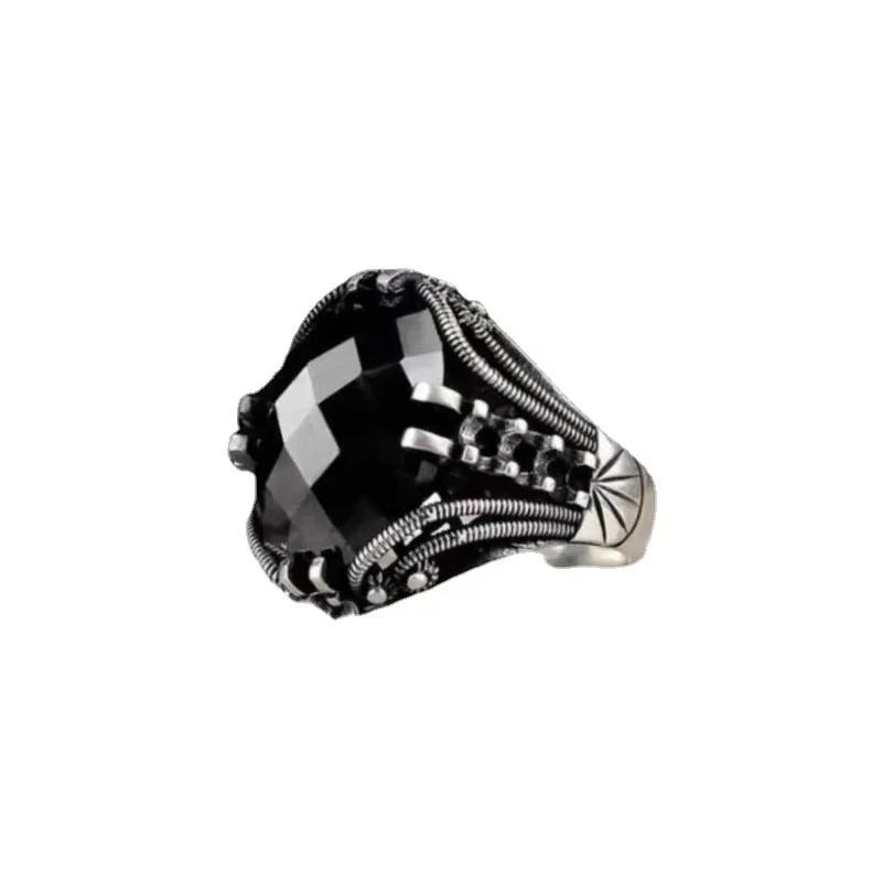 New Mifeiya Creative Black Crystal Rhinestone Zircon Rings for Men CopperColor Wedding Party Vintage Fashion Jewelry
