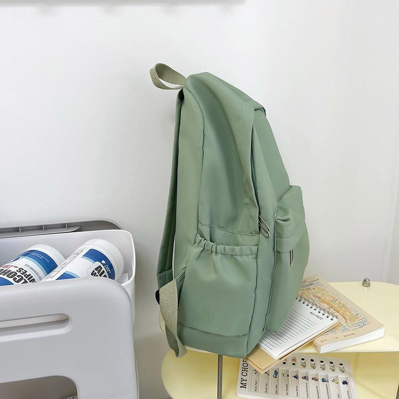 Simple Solid Color Casual Backpack Lightweight and High School Student Bag Multifunctional Backpack Suitable for Travel,School