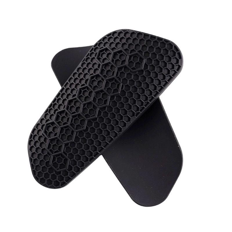 1 Pair Unisex Silicone Leg Protectors Shock Absorption Football Rugby Skiing Sports Shin Pads Football 1