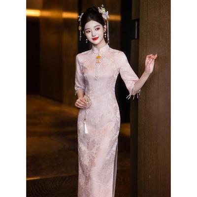 Moderner rosa chinesischer Cheongsam: 2025 Braut Verlobungs- & Abendkleid
