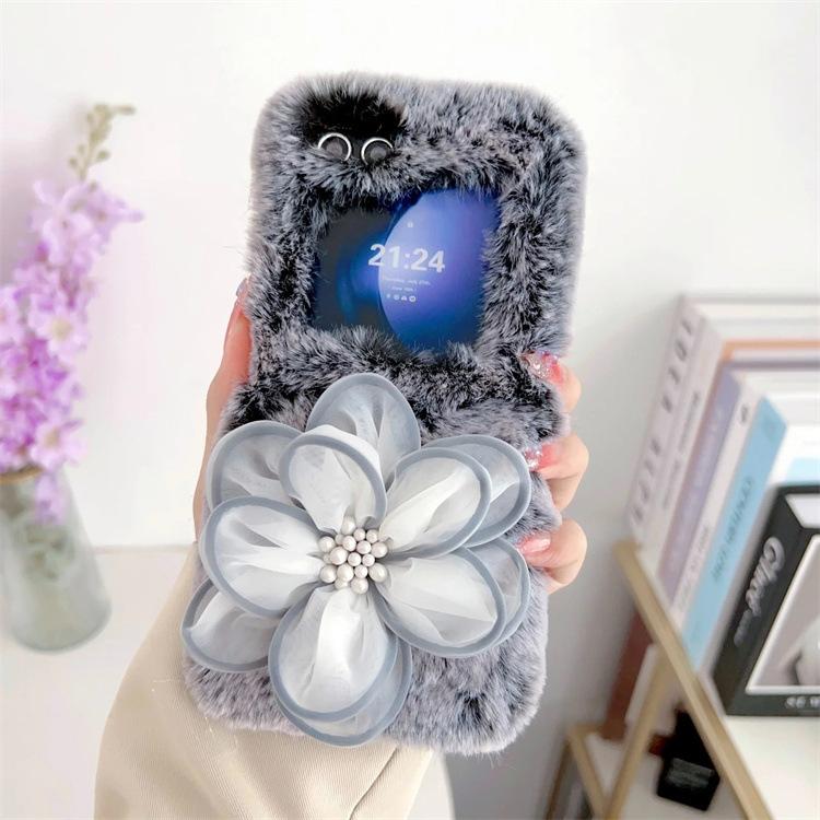 Applicable To Samsung ZFlip5 Plush Flower Phone Case Zflip3 Folding Plush Case Protective Case P50pocket