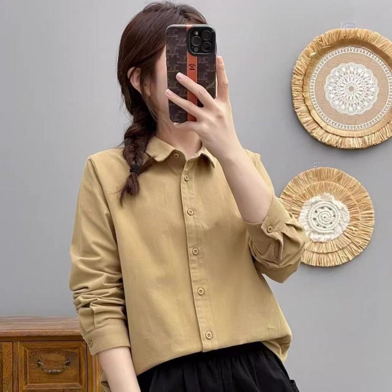 This Autumn and Winter Pure Cotton Solid-color Shirt Is A Classic and Versatile French Layering Shirt for Women with A Doll Collar