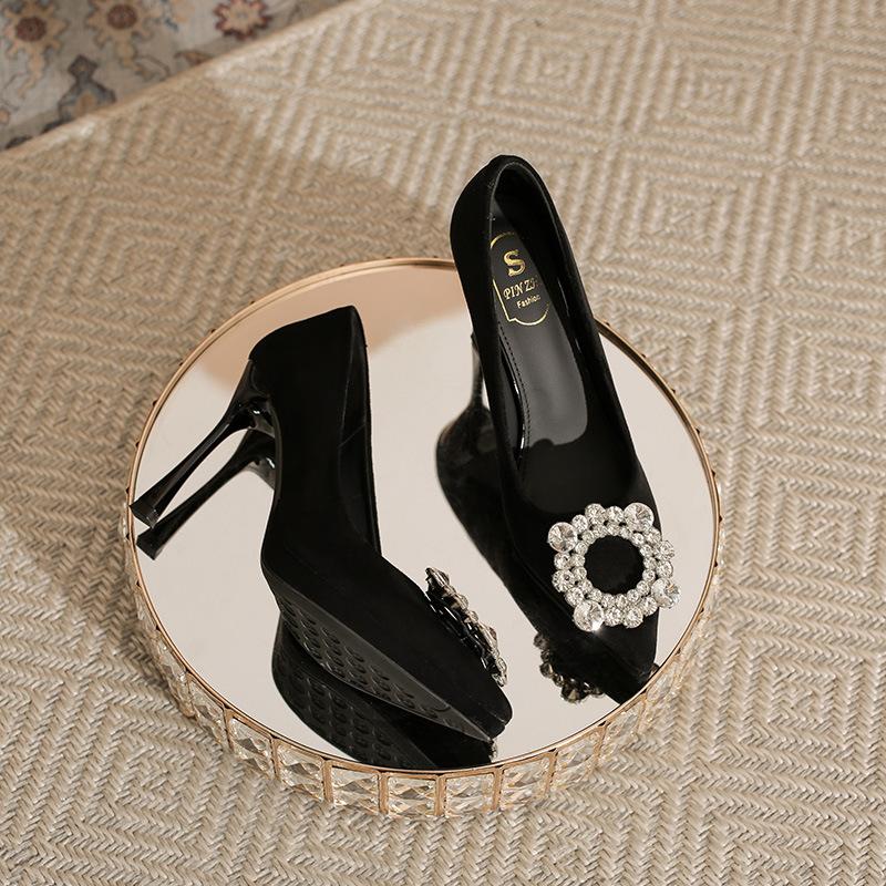 

Замшевые туфли на высоком каблуке с квадратной пряжкой, женственность, острый носок, королевская сестра, взрослая обувь для платья, профессиональные водонепроницаемые туфли на платформе-стилетто 39